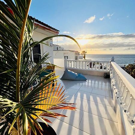 Luxury Penthouse With Breathtaking Views And Huge Private Terraces Apartment Puerto de Santiago  Exterior photo