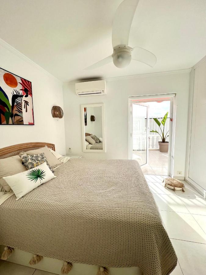 Luxury Penthouse With Breathtaking Views And Huge Private Terraces Apartment Puerto de Santiago  Exterior photo
